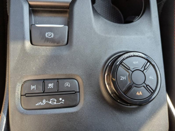 Photo 23 du bon plan FORD Ranger VUL 3.0 EcoBoost V6 292ch Stop&Start Double Cabine Raptor BVA10 occasion à 78456 €