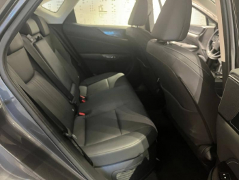 Photo 6 du bon plan LEXUS NX 350h Pack Business 2WD occasion à 38900 €