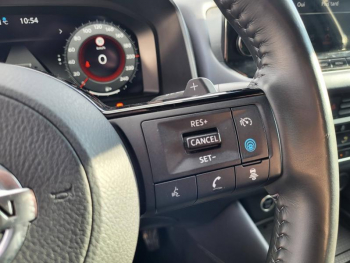 Photo 22 du bon plan NISSAN Qashqai 1.3 Mild Hybrid 158ch Tekna+ Xtronic occasion à 26490 €