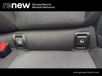 Photo 31 du bon plan RENAULT Clio 1.6 E-Tech hybride 140ch Business -21N occasion à 15400 €