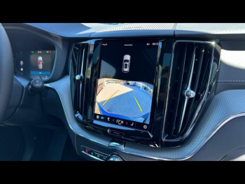 Photo 13 du bon plan VOLVO XC60 T6 Hybride Rechargeable 253 + 145ch Black Edition Geartronic 8 AWD occasion à 71980 €