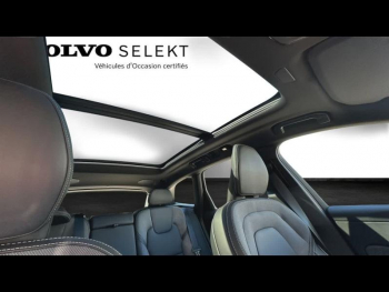 Photo 15 du bon plan VOLVO XC60 T6 Hybride Rechargeable 253 + 145ch Black Edition Geartronic 8 AWD occasion à 71980 €