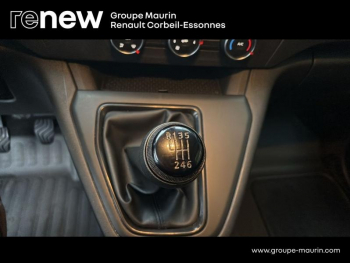 Photo 19 du bon plan RENAULT Kangoo Van 1.3 TCe 130ch Grand Confort - 22 5cv occasion à 15888 €