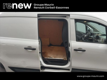 Photo 22 du bon plan RENAULT Kangoo Van 1.3 TCe 130ch Grand Confort - 22 5cv occasion à 15888 €