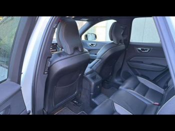 Photo 13 du bon plan VOLVO XC60 T8 AWD Recharge 303 + 87ch R-Design Geartronic occasion à 31890 €