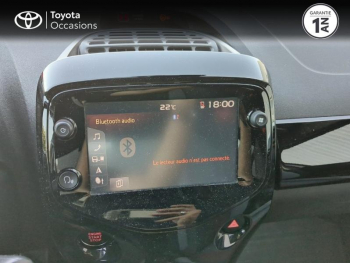 Photo 15 du bon plan PEUGEOT 108 VTi 72 Top! Roland Garros S&S 85g 5p occasion à 10900 €