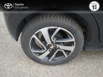 Photo 16 du bon plan PEUGEOT 108 VTi 72 Top! Roland Garros S&S 85g 5p occasion à 10900 €