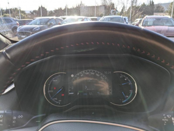 Photo 11 du bon plan SUZUKI Across 2.5 Hybride Rechargeable 306ch Pack 2023 occasion à 35990 €