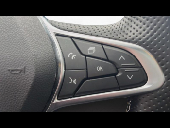 Photo 25 du bon plan RENAULT Arkana 1.6 E-Tech hybride 145ch Engineered -22 occasion à 25690 €