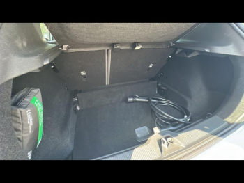 Photo 8 du bon plan VOLVO EX30 Single Extended Range 272ch Ultra occasion à 31900 €