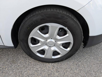 Photo 18 du bon plan FORD Transit Courier VUL 1.0E 100ch Stop&Start Trend occasion à 12400 €