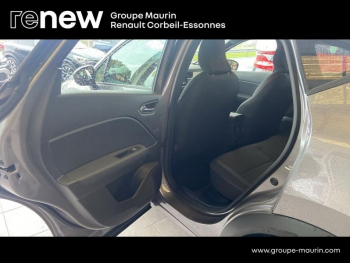 Photo 26 du bon plan RENAULT Captur 1.6 E-Tech full hybrid 145ch Evolution occasion à 23300 €