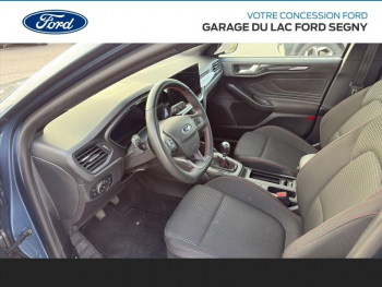 Photo 4 du bon plan FORD Focus 1.0 Flexifuel mHEV 125ch ST-Line Design occasion à 21490 €