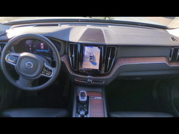 Photo 7 du bon plan VOLVO XC60 B4 197ch Ultimate Style Dark Geartronic occasion à 45900 €