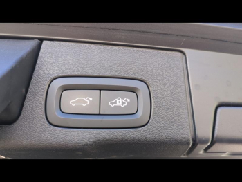 Photo 12 du bon plan VOLVO XC60 B4 197ch Ultimate Style Dark Geartronic occasion à 45900 €
