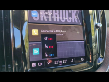 Photo 33 du bon plan VOLVO XC60 B4 197ch Ultimate Style Dark Geartronic occasion à 45900 €