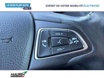 Photo 14 du bon plan FORD Grand C-MAX 1.5 TDCi 120ch Stop&Start Titanium PowerShift occasion à 9990 €