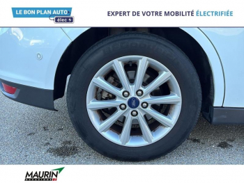 Photo 19 du bon plan FORD Grand C-MAX 1.5 TDCi 120ch Stop&Start Titanium PowerShift occasion à 9990 €