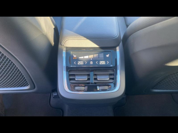 Photo 11 du bon plan VOLVO XC60 B4 197ch Ultimate Style Chrome Geartronic occasion à 41900 €