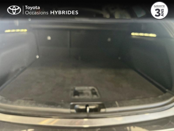 Photo 10 du bon plan TOYOTA Corolla Touring Spt 1.8 140ch Design MY24 occasion à 27490 €