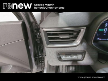 Photo 21 du bon plan RENAULT Clio 1.6 E-Tech 145ch full hybrid Techno - 24 occasion à 22991 €