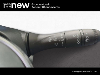 Photo 29 du bon plan RENAULT Clio 1.6 E-Tech 145ch full hybrid Techno - 24 occasion à 22991 €