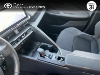 Photo 23 du bon plan TOYOTA C-HR 1.8 Hybride 140ch Design Pack Confort occasion à 30790 €