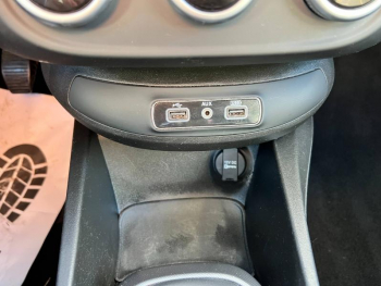 Photo 11 du bon plan FIAT 500X 1.0 FireFly Turbo T3 120ch City Cross occasion à 10990 €