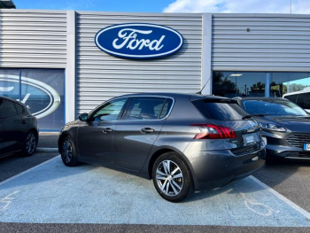 Photo 6 du bon plan PEUGEOT 308 1.2 PureTech 130ch E6.c S&S Tech Edition 6cv occasion à 9490 €