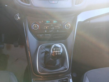 Photo 9 du bon plan FORD Kuga 1.5 EcoBoost 150ch Stop&Start Titanium 4x2 occasion à 16900 €