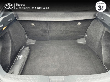 Photo 10 du bon plan TOYOTA C-HR 122h Dynamic Business 2WD E-CVT RC18 occasion à 20490 €