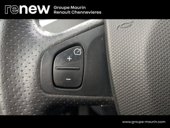 Photo 15 du bon plan RENAULT Zoe Intens charge normale R90 occasion à 4599 €