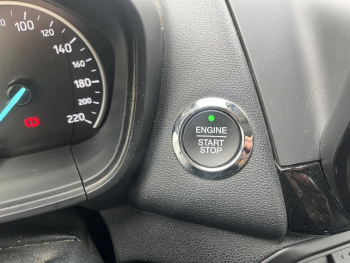 Photo 29 du bon plan FORD EcoSport 1.0 EcoBoost 125ch Active 6cv occasion à 16989 €