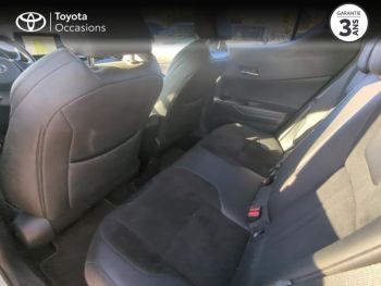 Photo 12 du bon plan TOYOTA C-HR 184h Collection 2WD E-CVT MC19 occasion à 20990 €
