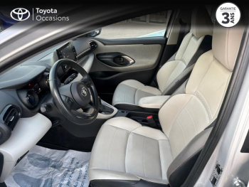 Photo 11 du bon plan TOYOTA Yaris 116h Iconic 5p occasion à 18490 €