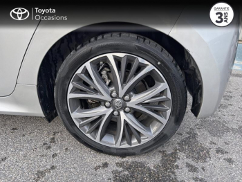 Photo 16 du bon plan TOYOTA Yaris 116h Iconic 5p occasion à 18490 €