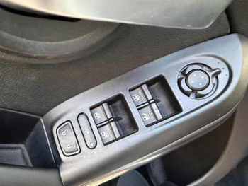 Photo 18 du bon plan FIAT 500X 1.0 FireFly Turbo T3 120ch Cross occasion à 12900 €