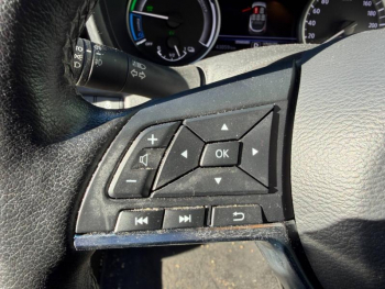 Photo 19 du bon plan NISSAN Juke 1.6 Hybrid 143ch Tekna 2023.5 occasion à 22900 €