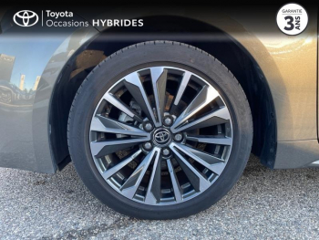 Photo 16 du bon plan TOYOTA Corolla Touring Spt 1.8 140ch Design MY23 occasion à 28490 €