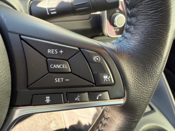 Photo 12 du bon plan NISSAN Leaf 150ch 40kWh Acenta 21 occasion à 12900 €