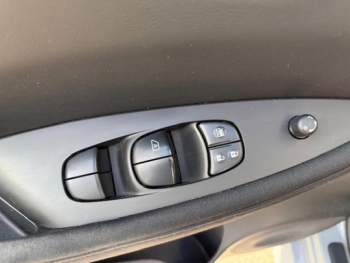 Photo 10 du bon plan NISSAN Leaf 150ch 40kWh Acenta 21.5 occasion à 12900 €