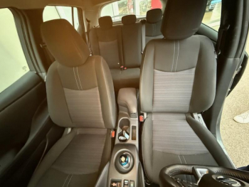 Photo 21 du bon plan NISSAN Leaf 150ch 40kWh Acenta 21.5 occasion à 13900 €