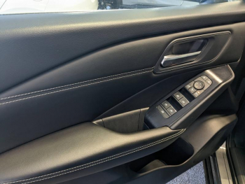 Photo 10 du bon plan NISSAN Qashqai e-POWER 190ch Business Edition 2022 occasion à 26990 €