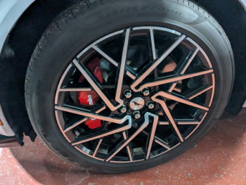 Photo 28 du bon plan FORD Mustang Mach-E Extended Range 99kWh 487ch GT AWD occasion à 45900 €