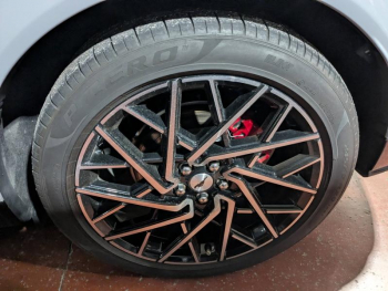 Photo 29 du bon plan FORD Mustang Mach-E Extended Range 99kWh 487ch GT AWD occasion à 45900 €