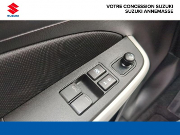 Photo 13 du bon plan SUZUKI Swift 1.2 Dualjet Hybrid 83ch PrivilÃ¨ge AllGrip occasion à 15490 €