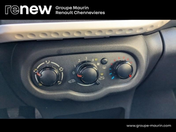 Photo 18 du bon plan RENAULT Twingo 1.0 SCe 65ch Life - 21MY occasion à 9999 €