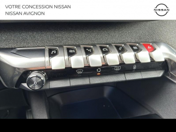 Photo 11 du bon plan PEUGEOT 3008 1.2 PureTech 130ch S&S Allure Pack occasion à 16990 €