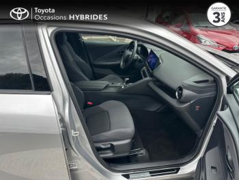 Photo 6 du bon plan TOYOTA C-HR 1.8 Hybride 140ch Design Pack Confort occasion à 30790 €