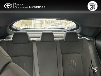 Photo 12 du bon plan TOYOTA C-HR 1.8 Hybride 140ch Design Pack Confort occasion à 30790 €